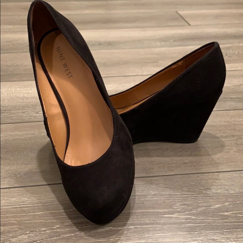 Nine West “Kiss Him” Suede Wedge